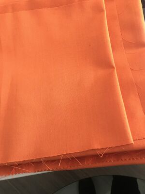 Tissu de revêtement Tissu aramide Résistance à la chaleur 260 degrés Matériau durable fort Idéal pour les vêtements de sécurité et industriels