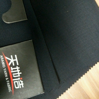 Bas viscose de rétrécissement et tissu d'Aramid dans diverses couleurs