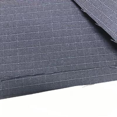 Tissu tissé en métal aramide 220gm avec résistance à la rupture 1000N 1200N Idéal pour les vêtements de protection et les équipements de sécurité