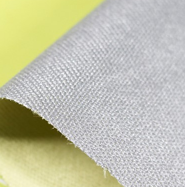 Tissu para-aramidique durable destiné aux applications industrielles du matériel de protection et à la fabrication d'équipements de sécurité