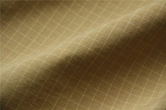 Tissu mélangé d'aramide de bonne résistance chimique conçu pour les vêtements de protection industriels et de longue durée
