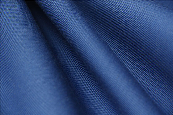 NE32S2 nombre de fils Tissu aramid offrant une bonne résistance à l'humidité conçu pour les textiles aérospatiaux, automobiles et ignifuges