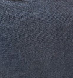 Tissu modacrylique de différentes couleurs avec LOI supérieur à 30 et haute respirabilité conçu pour répondre à des normes de sécurité strictes dans la fabrication de vêtements industriels