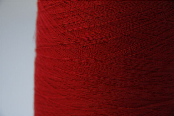 Fil de viscose Lenzing haute résistance, finition douce, applications tricot et tissage, idéal pour créer des textiles confortables