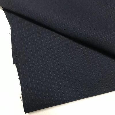 Tissu de viscose Lenzing à texture lisse présentant un motif uni, une grande durabilité, excellent choix pour la mode et la fabrication textile