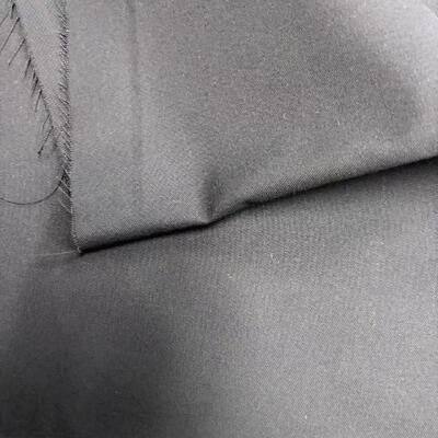 Longueur de rouleau 100m Tissu aramide personnalisé offrant une stabilité thermique de 260°C 15 % parfait pour les vêtements ignifuges
