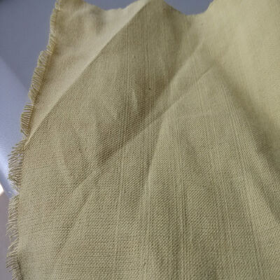 Tissu para-aramide anti-coupure de niveau 3 avec armure sergé 2/1 et pH 5,7, adapté aux applications résistantes à la coupure